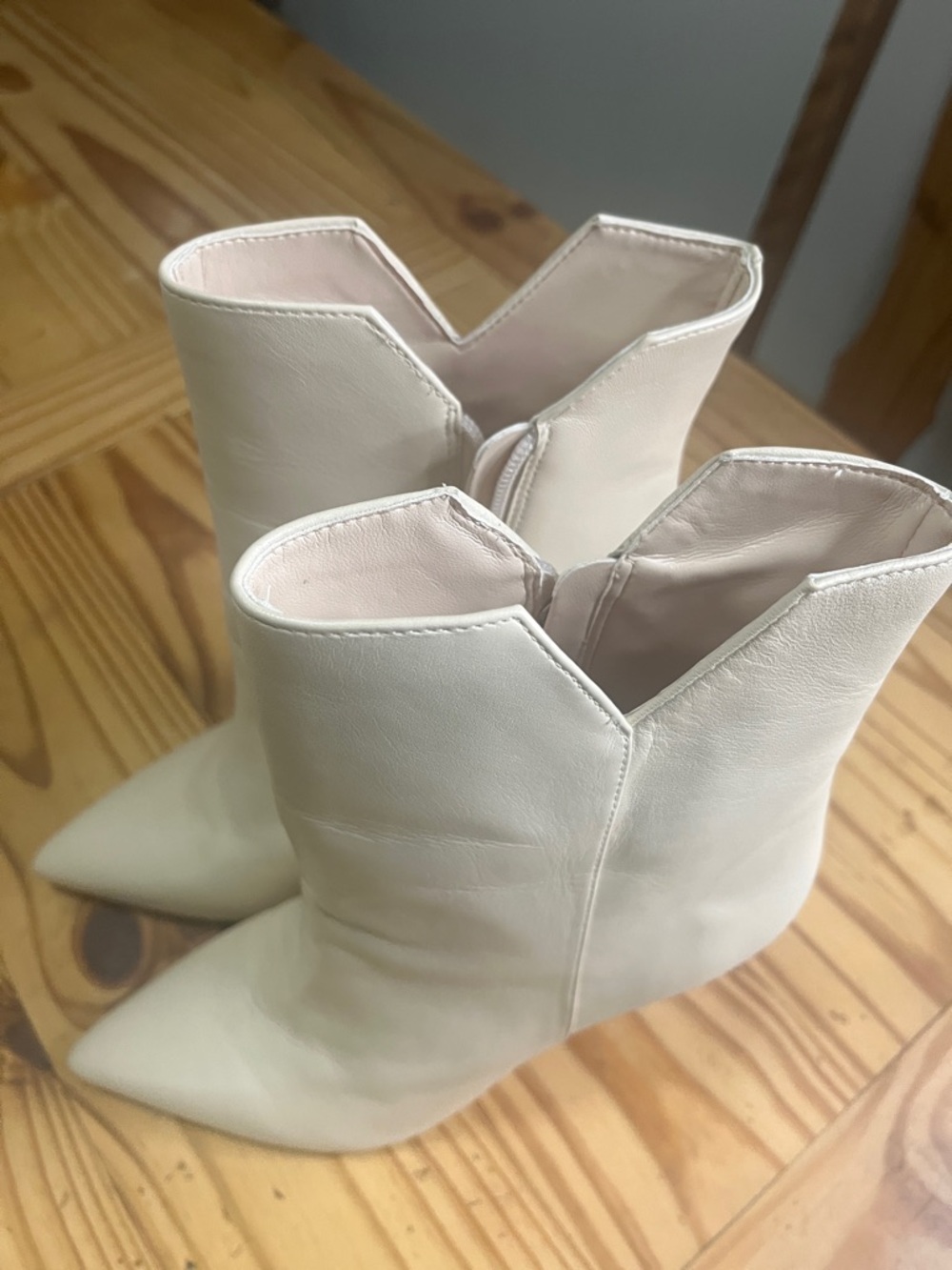 Schutz Blake Bootie Deluxe Pearl Cream - Picture 3 of 11